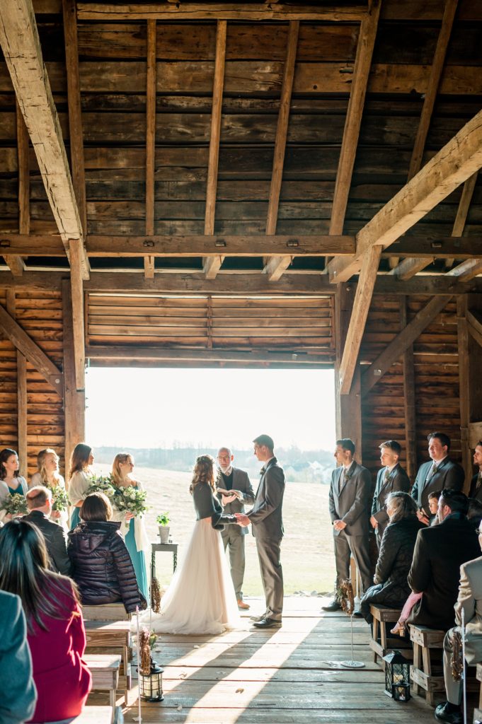 An Intimate Winter Affair, a Howard County Conservancy Wedding by Maryland Photographer Lauren R Swann