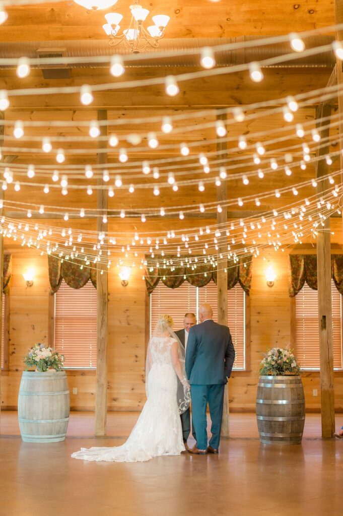A beautiful Linganore Winery Wedding photo
